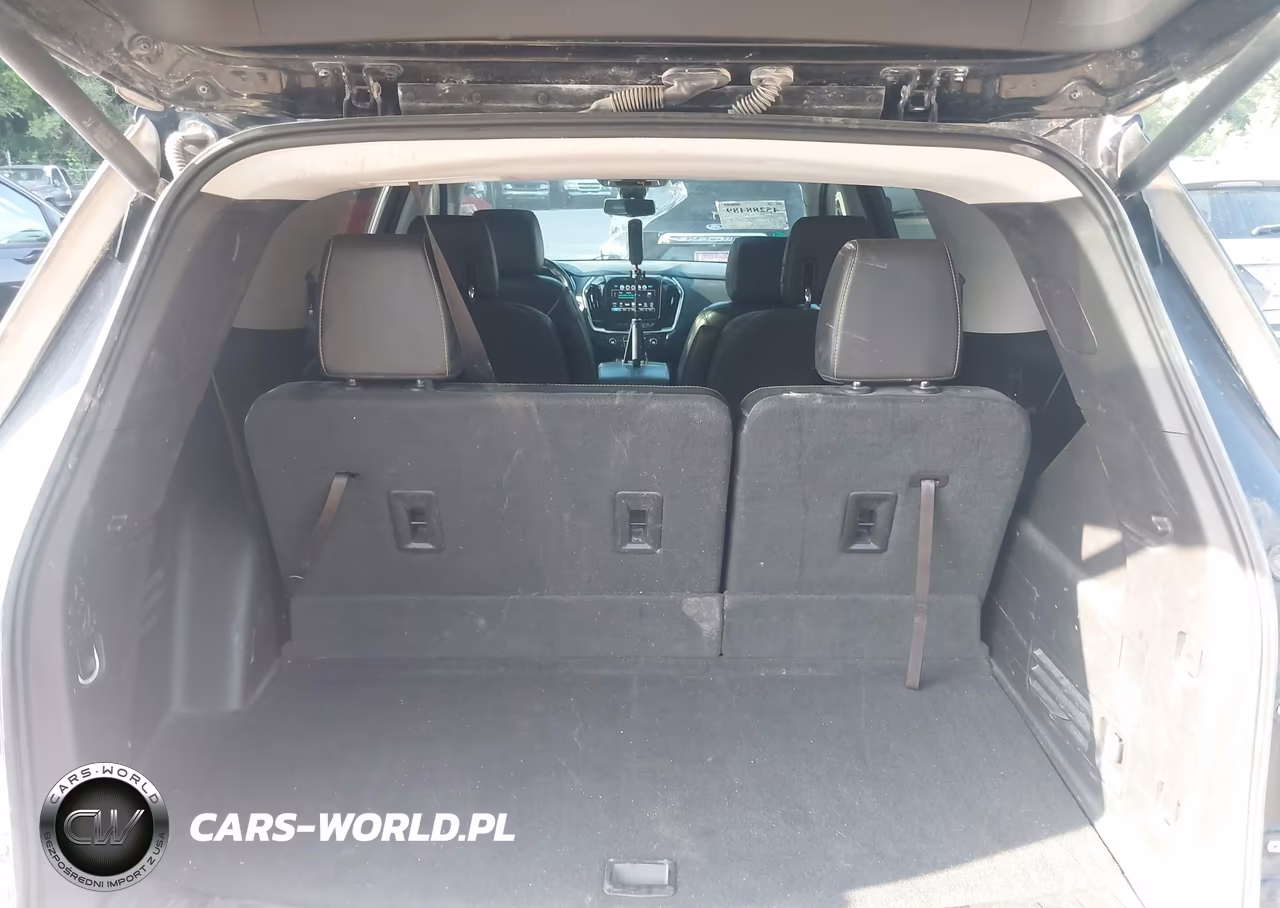 2018 Chevrolet Traverse Premier VIN:1GNEVJKW6JJ279259 - 18