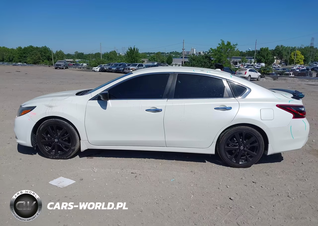 2018 Nissan Altima 2.5 Sr VIN:1N4AL3AP5JC298317 - 13