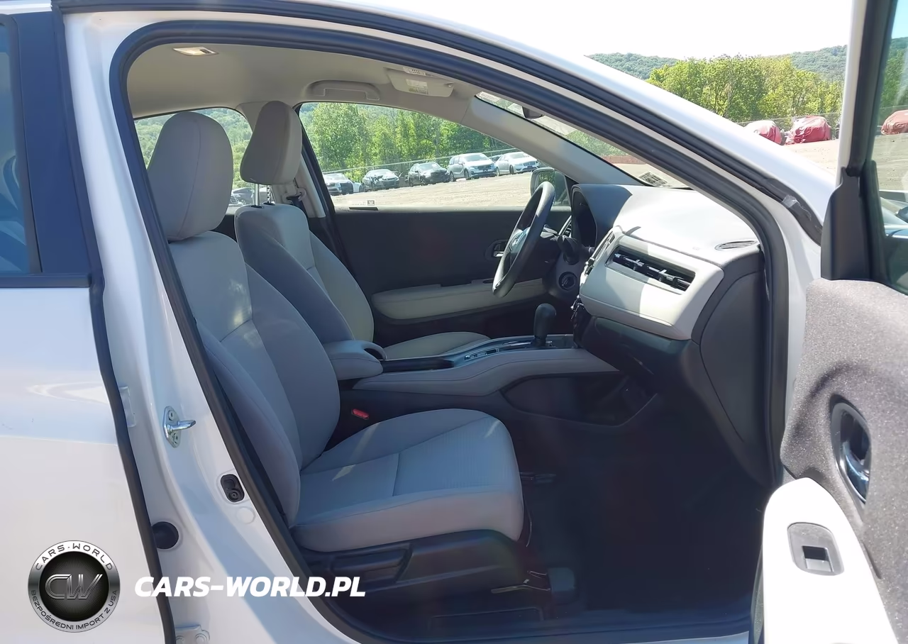 2022 Honda Hr-V Awd Lx VIN:3CZRU6H38NM724241 - 5