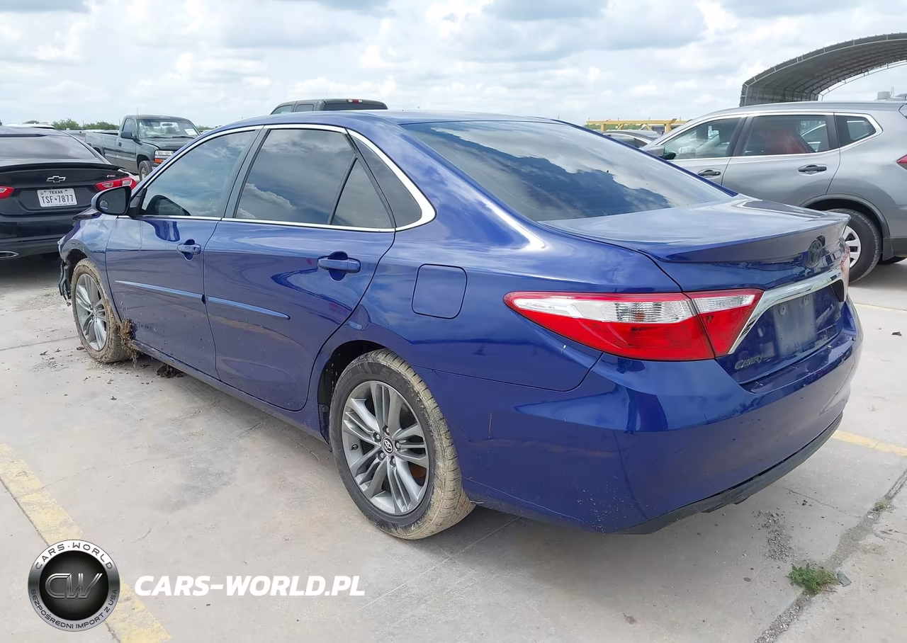 2015 Toyota Camry Se VIN:4T1BF1FK5FU979257 - 3