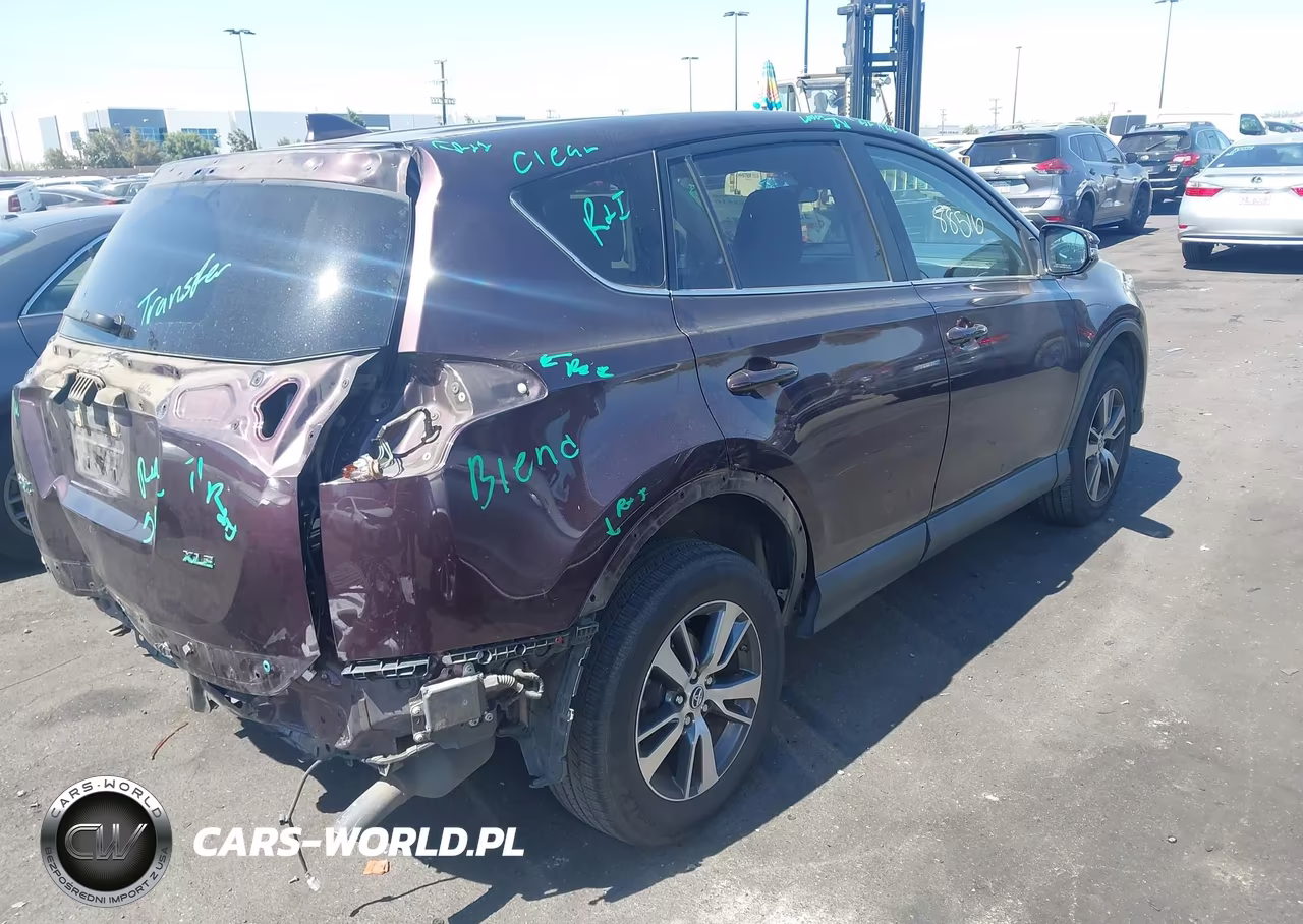 2018 Toyota Rav4 Xle VIN:2T3WFREV9JW464127 - 4