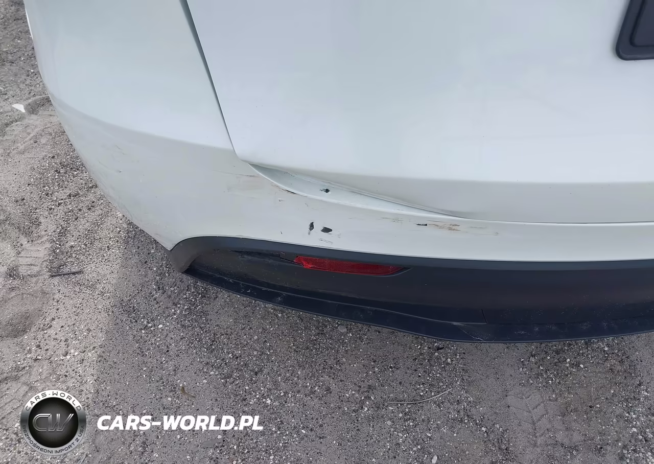 2024 Tesla Model Y Long Range Single Motor Rear-Wheel Drive-Rwd VIN:7SAYGDED7RF041180 - 6