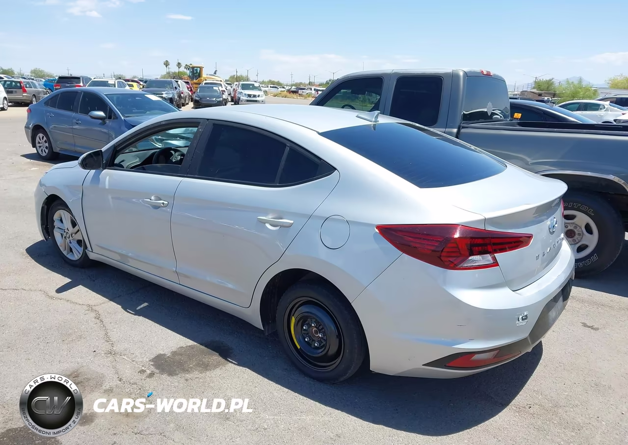 2019 Hyundai Elantra Sel VIN:5NPD84LF6KH485347 - 3