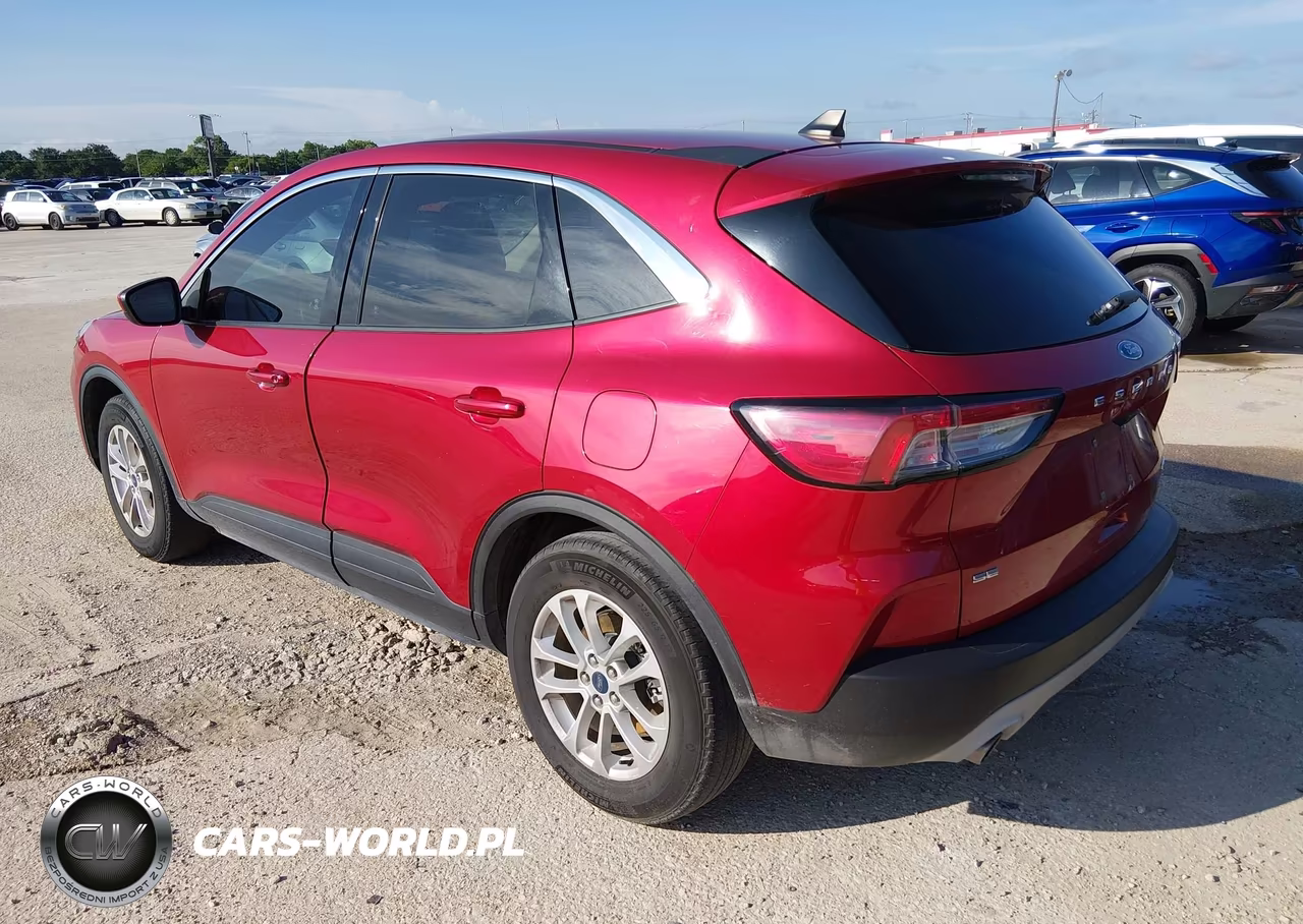 2020 Ford Escape Se VIN:1FMCU0G60LUB01768 - 3