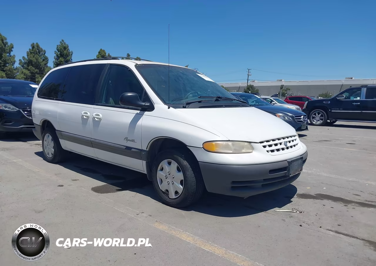 1999 Plymouth Grand Voyager Se