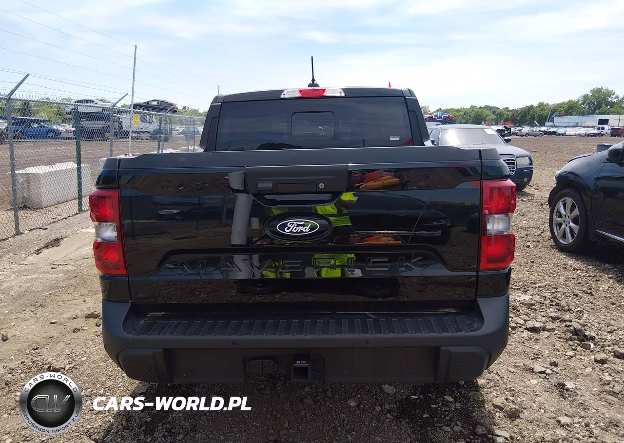 2025 Ford Maverick Lariat VIN:3FTTW8SA8SRB07977 - 16