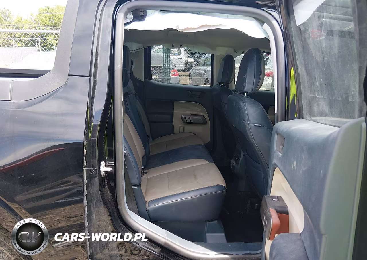 2025 Ford Maverick Lariat VIN:3FTTW8SA8SRB07977 - 8