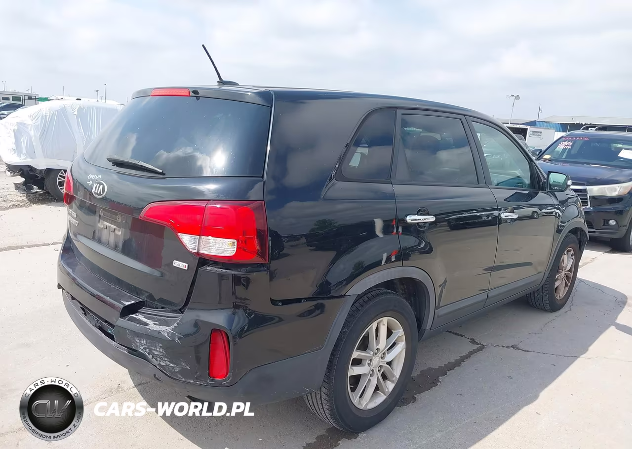 2015 Kia Sorento Lx VIN:5XYKT3A66FG551251 - 4