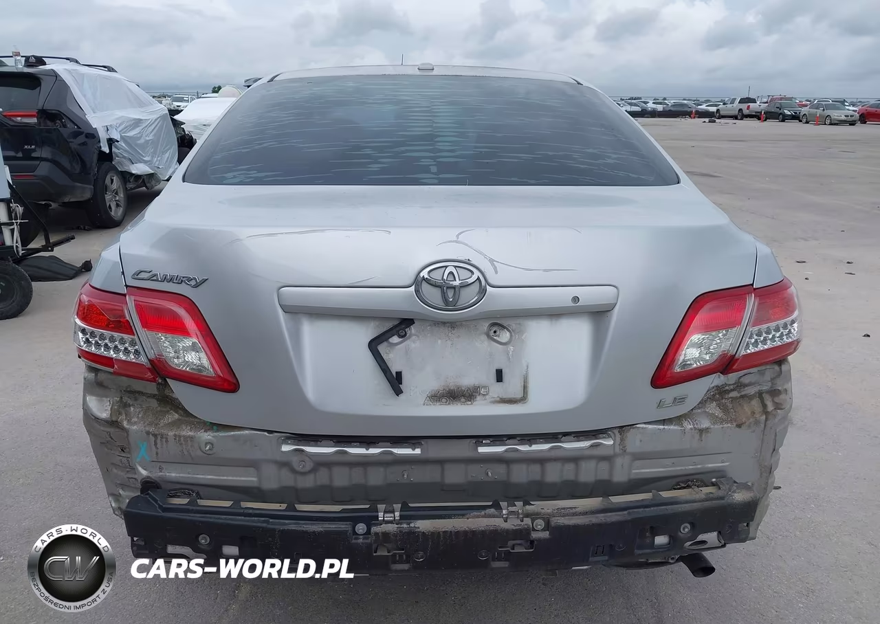 2010 Toyota Camry Le VIN:4T1BF3EK5AU041393 - 17