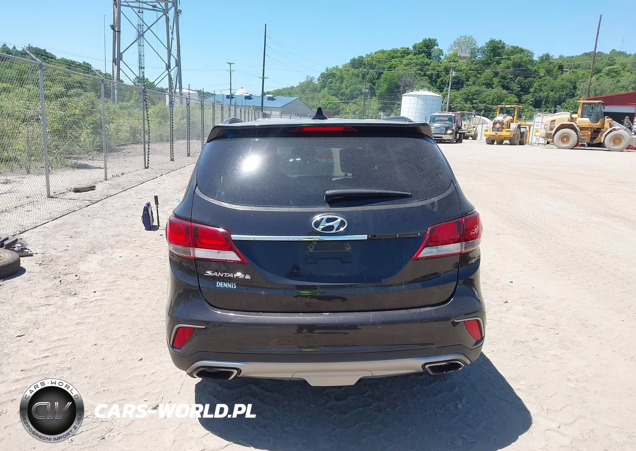 2018 Hyundai Santa Fe Se VIN:KM8SM4HF4JU276992 - 17