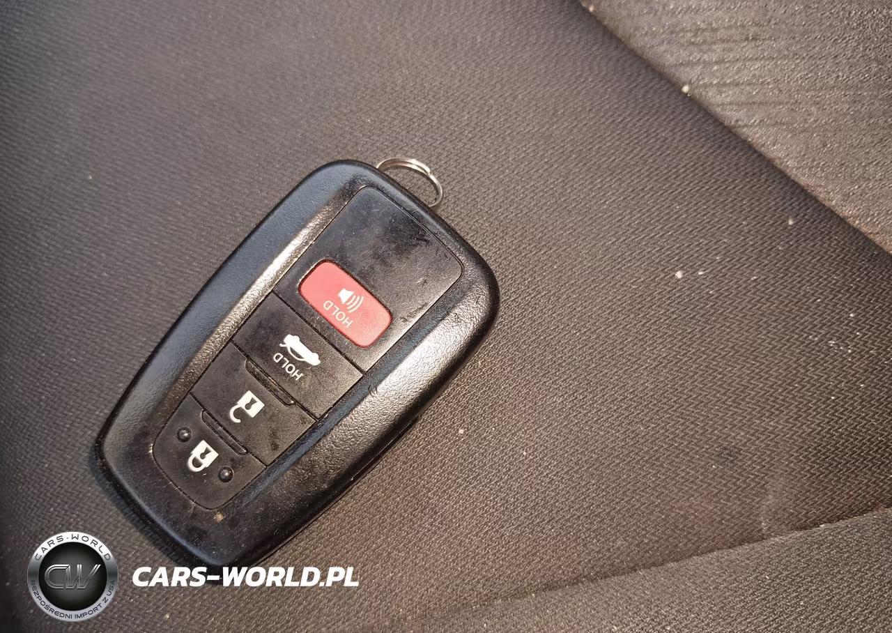 2021 Toyota Camry Le Hybrid VIN:4T1C31AK6MU560481 - 11