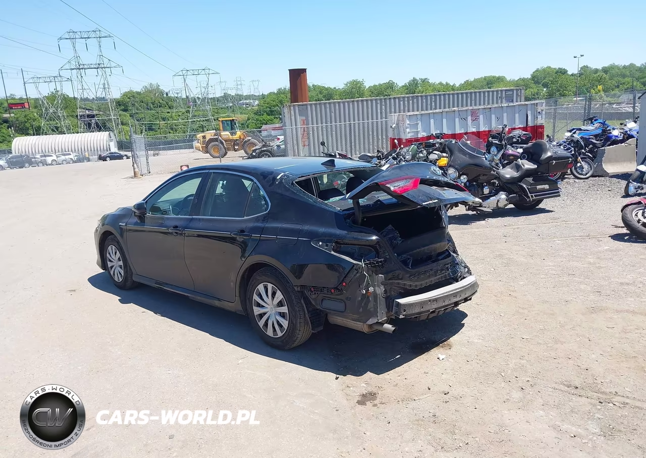 2021 Toyota Camry Le Hybrid VIN:4T1C31AK6MU560481 - 3