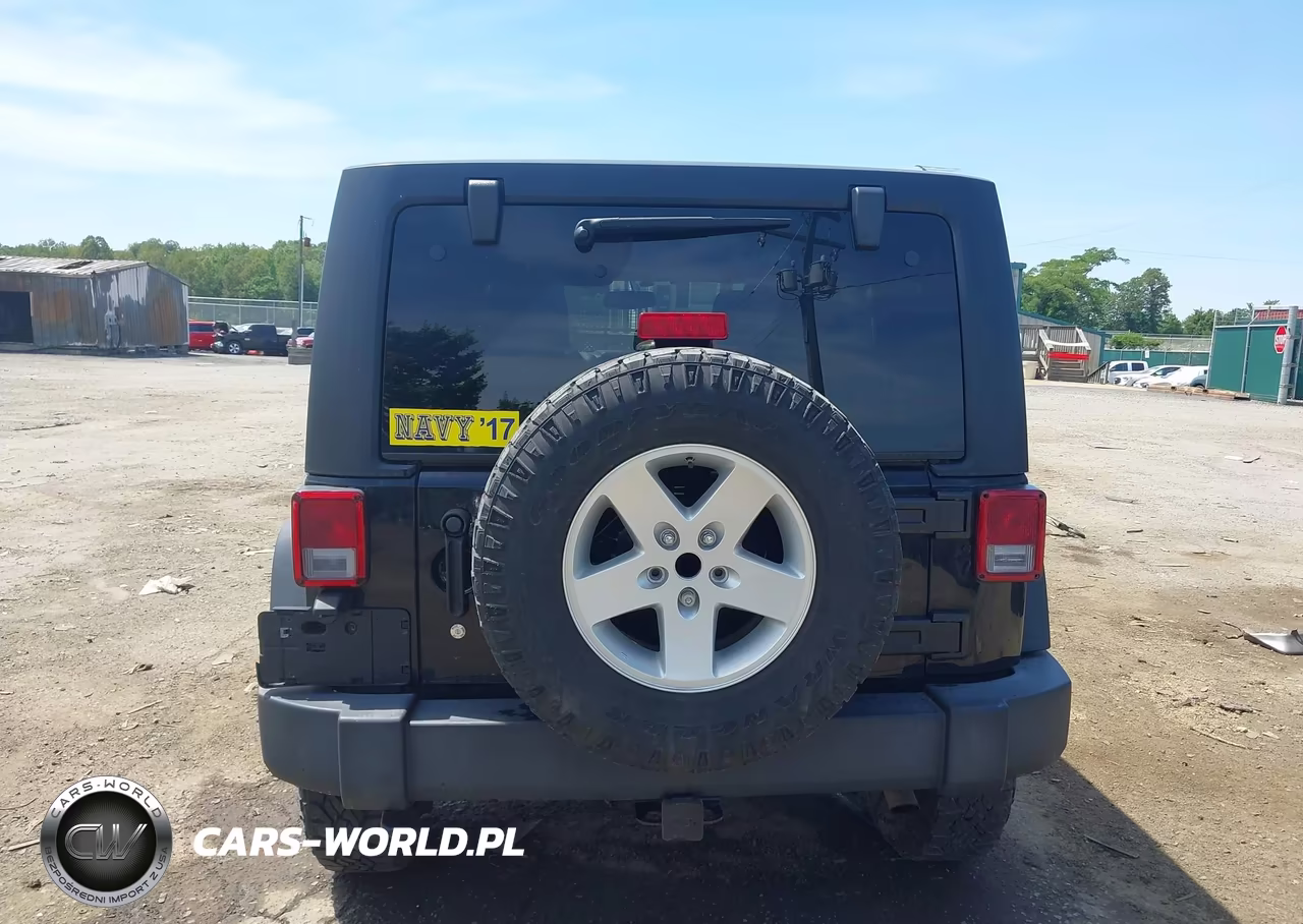 2016 Jeep Wrangler Unlimited Sport VIN:1C4HJWDG6GL105841 - 17