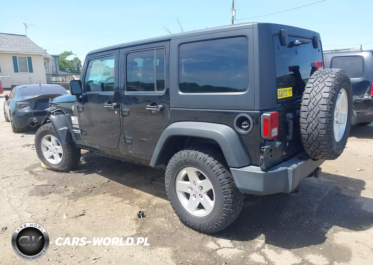 2016 Jeep Wrangler Unlimited Sport VIN:1C4HJWDG6GL105841 - 3