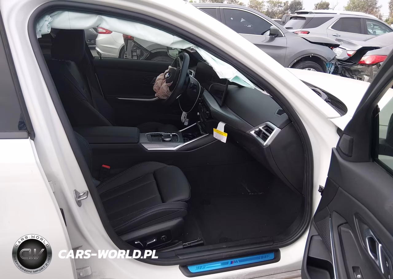 2025 BMW 330I VIN:3MW69CW04S8F76298 - 5