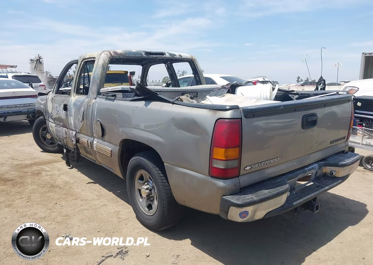 2001 Chevrolet Silverado 1500 Ls VIN:2GCEC19V511182124 - 3