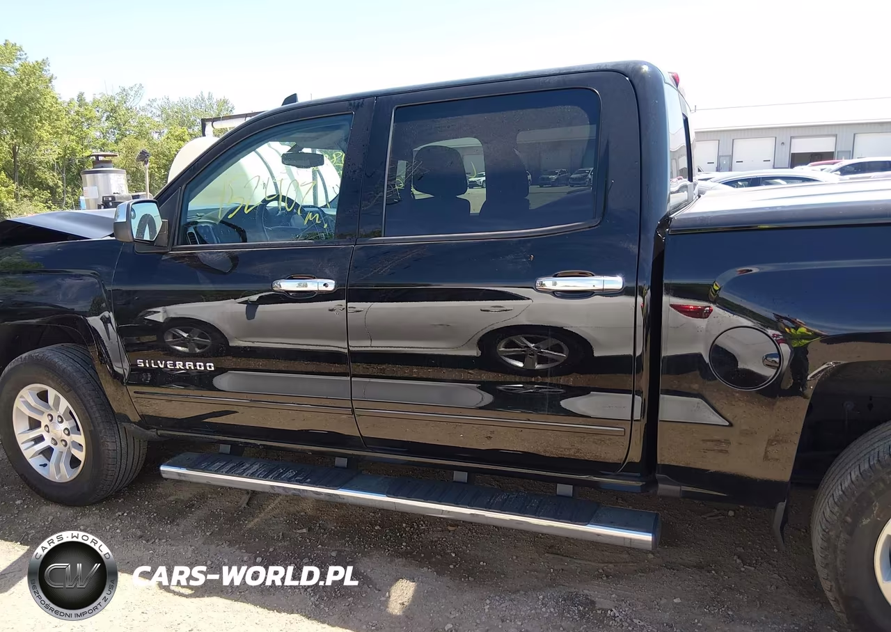 2018 Chevrolet Silverado 1500 1Lt VIN:3GCUKREC1JG616368 - 14
