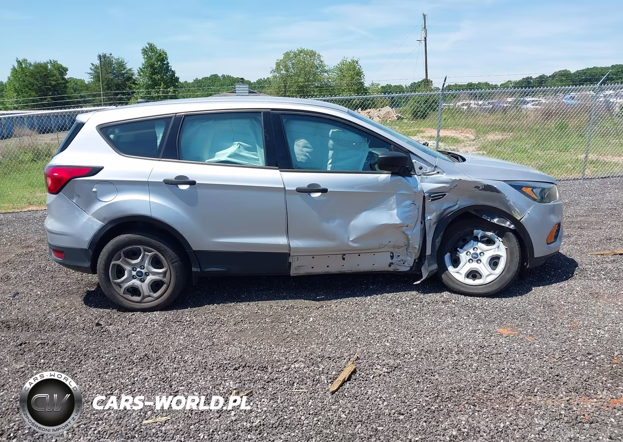 2019 Ford Escape S VIN:1FMCU0F73KUB32117 - 13