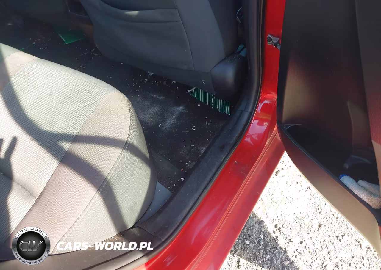 2019 Toyota Corolla Le VIN:2T1BURHE1KC194287 - 8