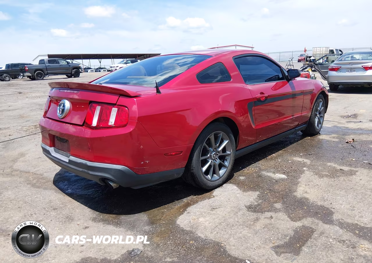 2012 Ford Mustang V6 Premium VIN:1ZVBP8AM5C5271712 - 4