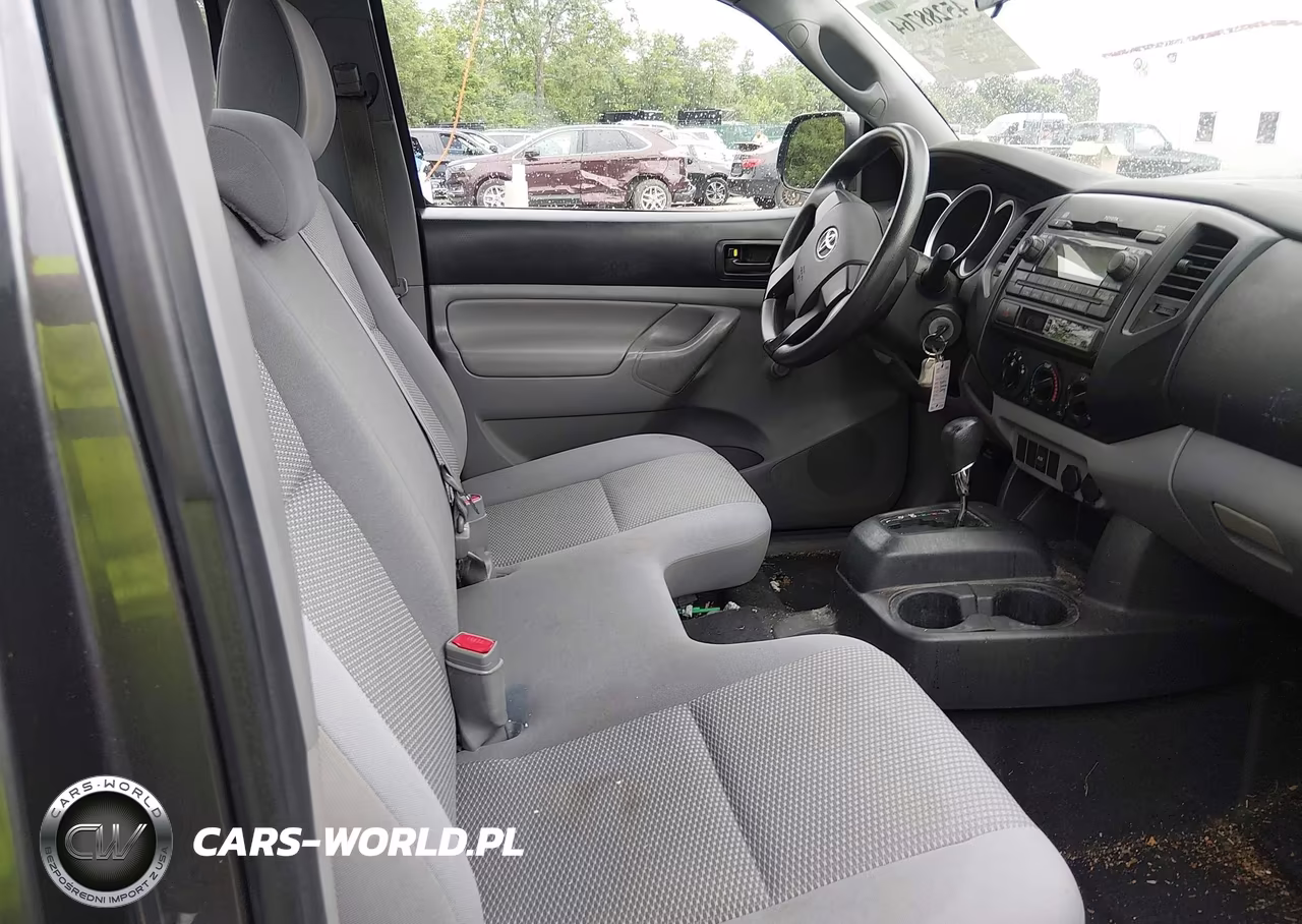 2012 Toyota Tacoma VIN:5TFNX4CN1CX008670 - 8