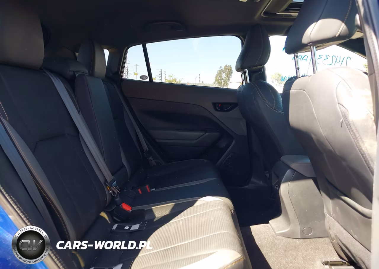 2024 Subaru Crosstrek Wilderness VIN:4S4GUHU66R3735752 - 8