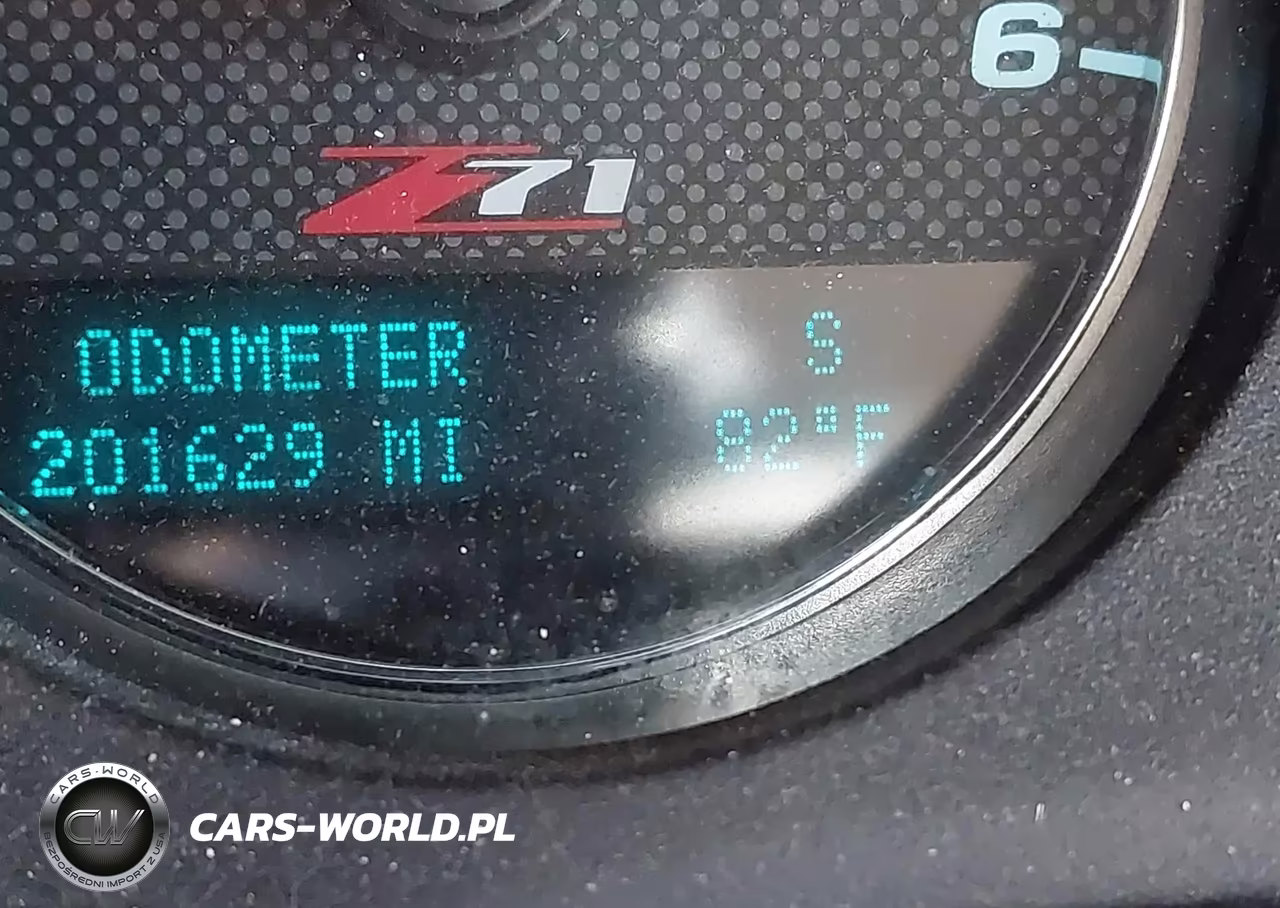 2011 Chevrolet Suburban 1500 Lt1 VIN:1GNSKJE38BR189532 - 15