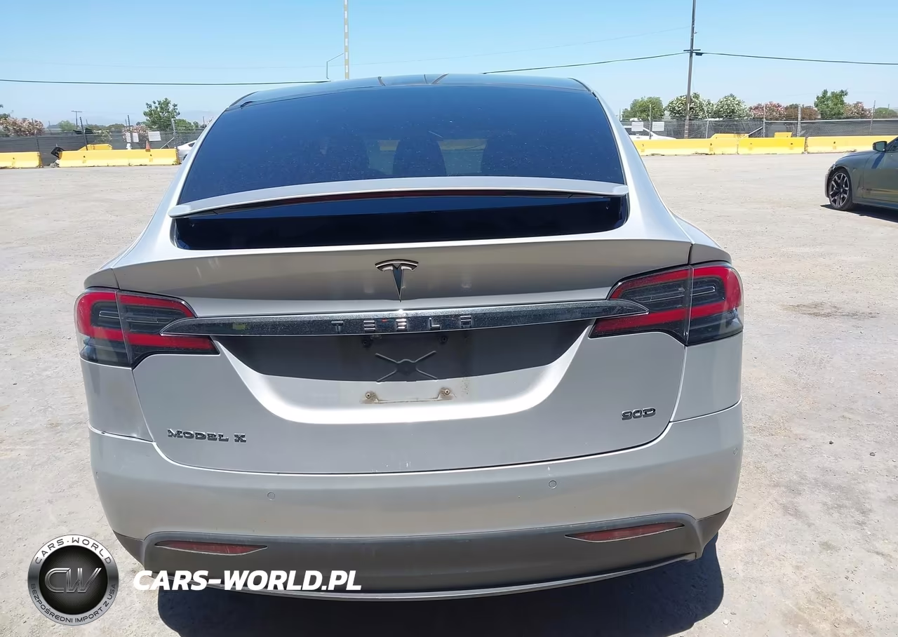 2016 Tesla Model X 60D-70D-75D-90D VIN:5YJXCAE23GF005081 - 15
