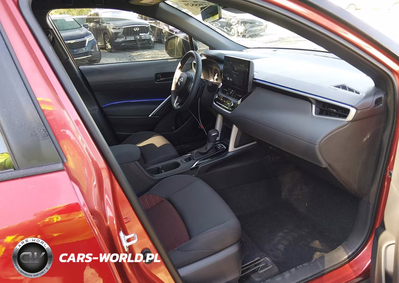 2025 Toyota Corolla Cross Hybrid Nightshade Edition VIN:7MUFBABG5SV083158 - 5