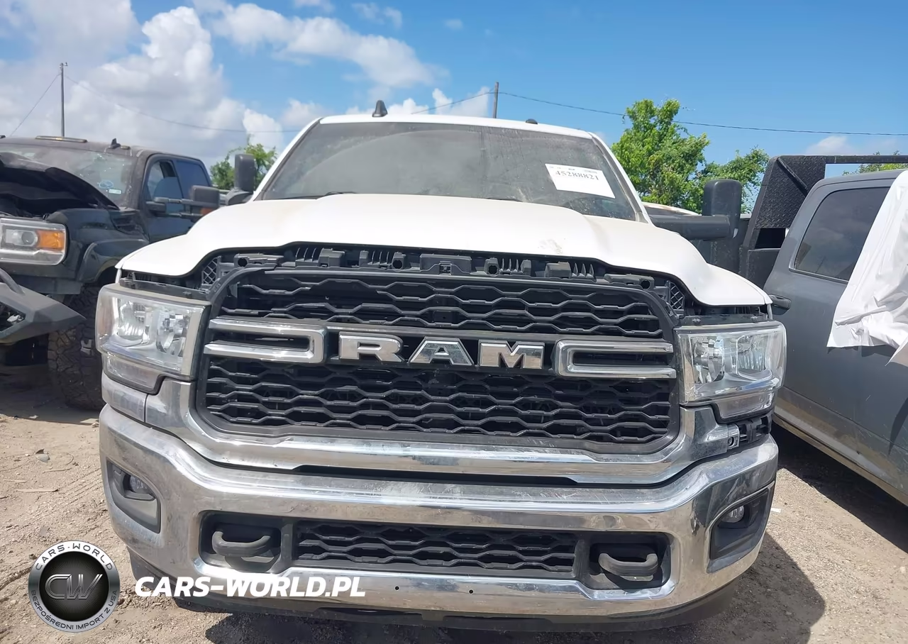 2022 Ram 2500 VIN:3C6UR5CL4NG130562 - 11