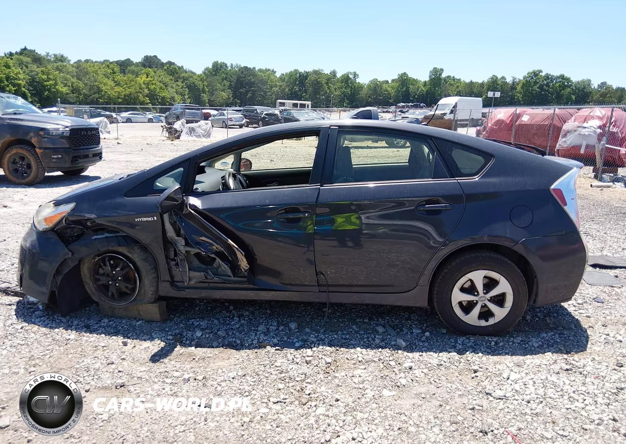 2014 Toyota Prius Two VIN:JTDKN3DU1E1773747 - 14