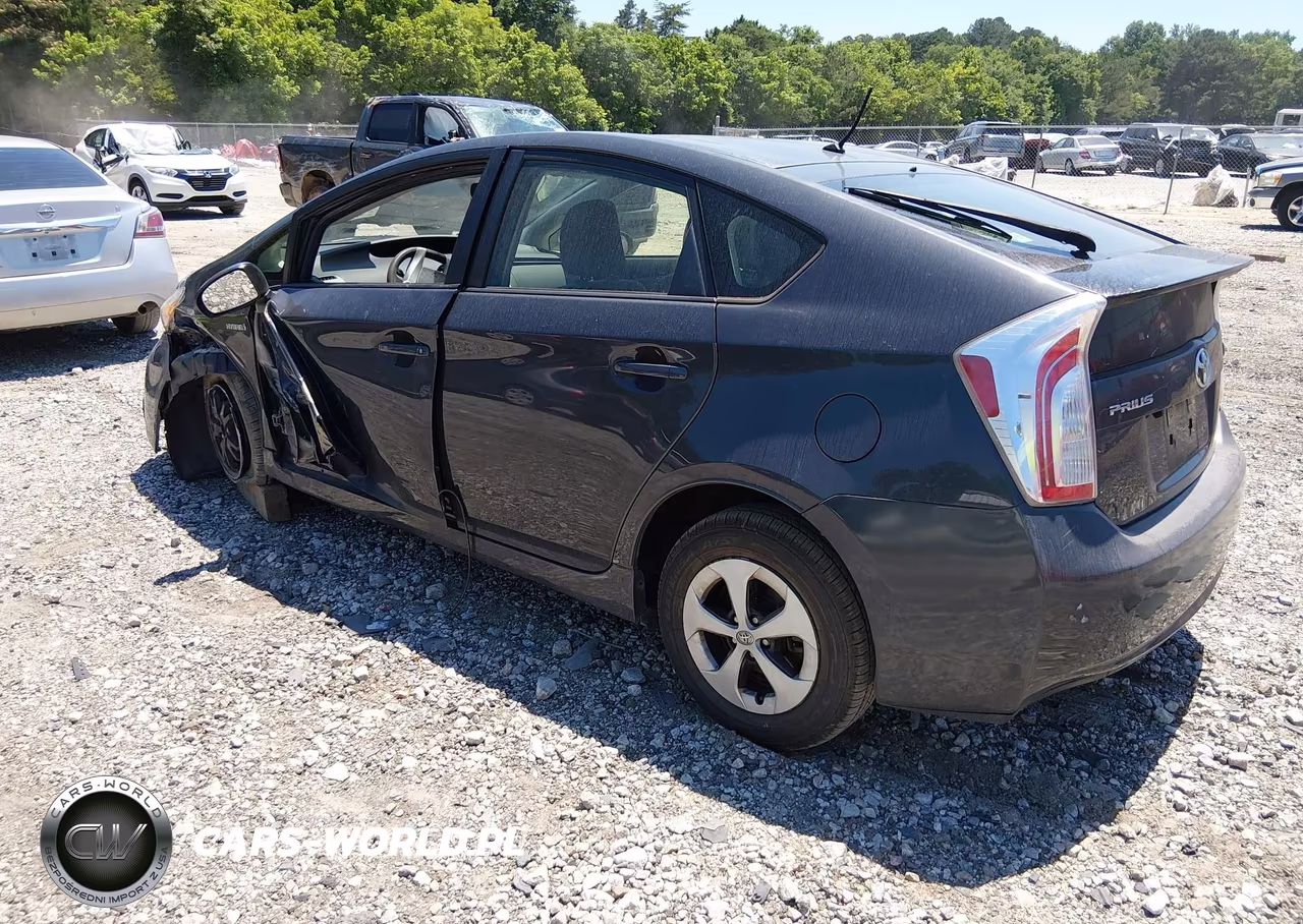 2014 Toyota Prius Two VIN:JTDKN3DU1E1773747 - 3