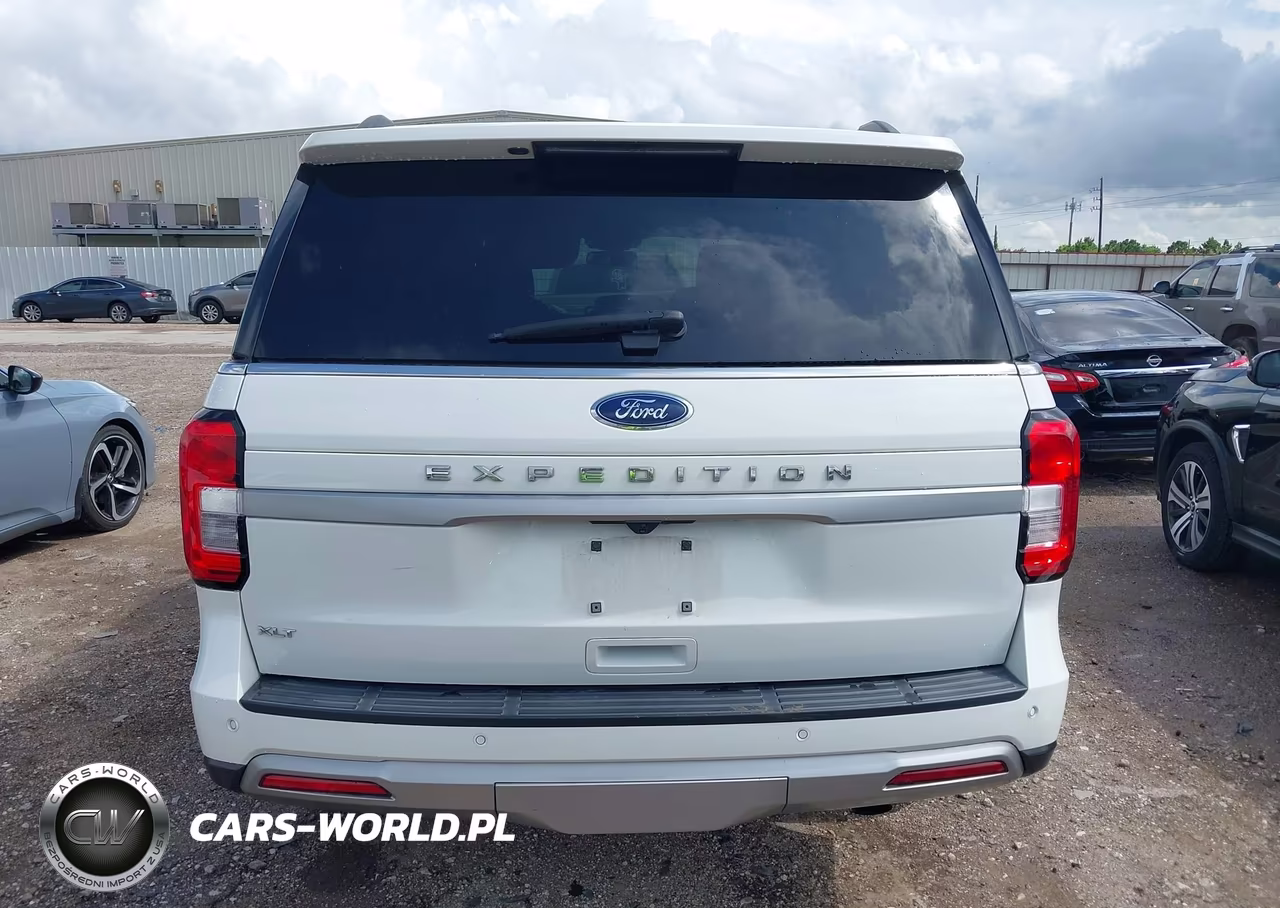 2022 Ford Expedition Xlt VIN:1FMJU1HT1NEA48741 - 17