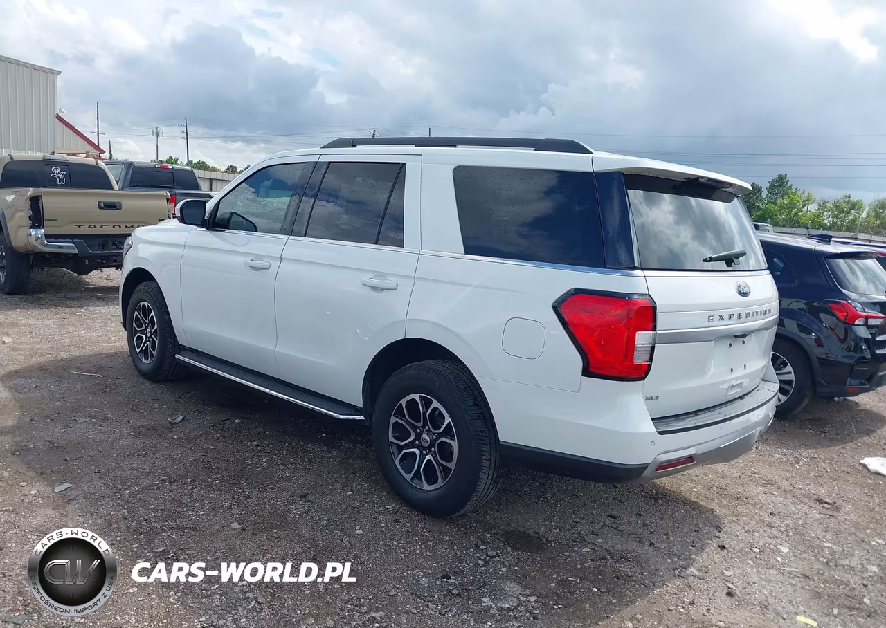 2022 Ford Expedition Xlt VIN:1FMJU1HT1NEA48741 - 3