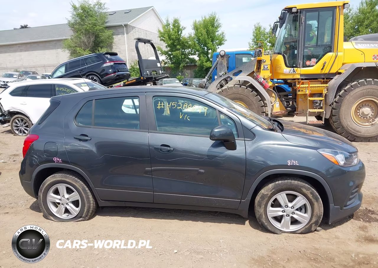 2019 Chevrolet Trax Ls VIN:3GNCJKSB5KL328287 - 13