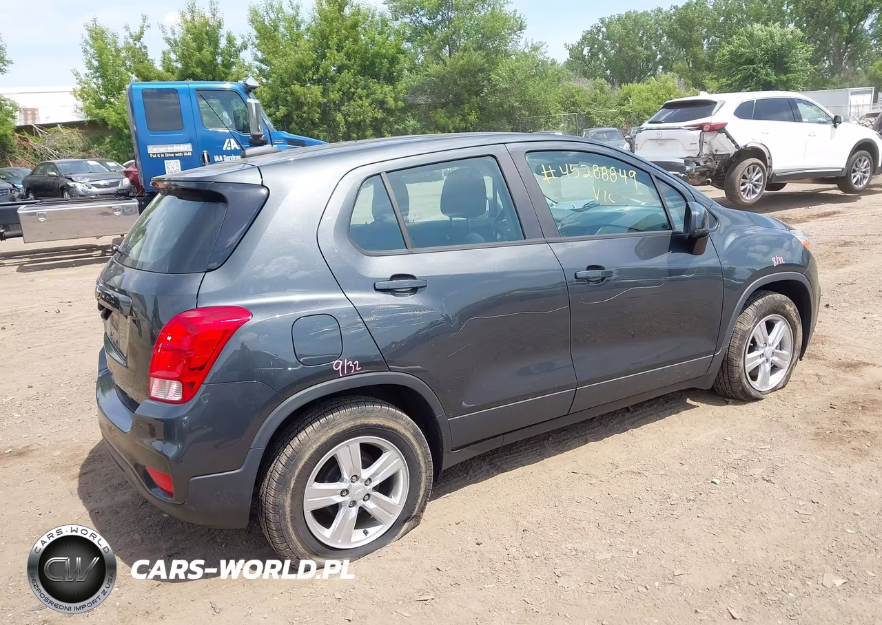 2019 Chevrolet Trax Ls VIN:3GNCJKSB5KL328287 - 4