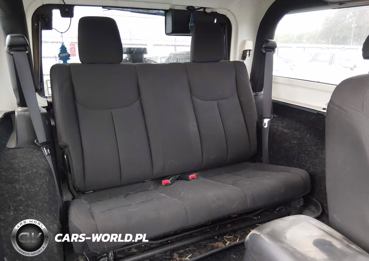 2015 Jeep Wrangler Willys Wheeler VIN:1C4AJWAG9FL700011 - 8
