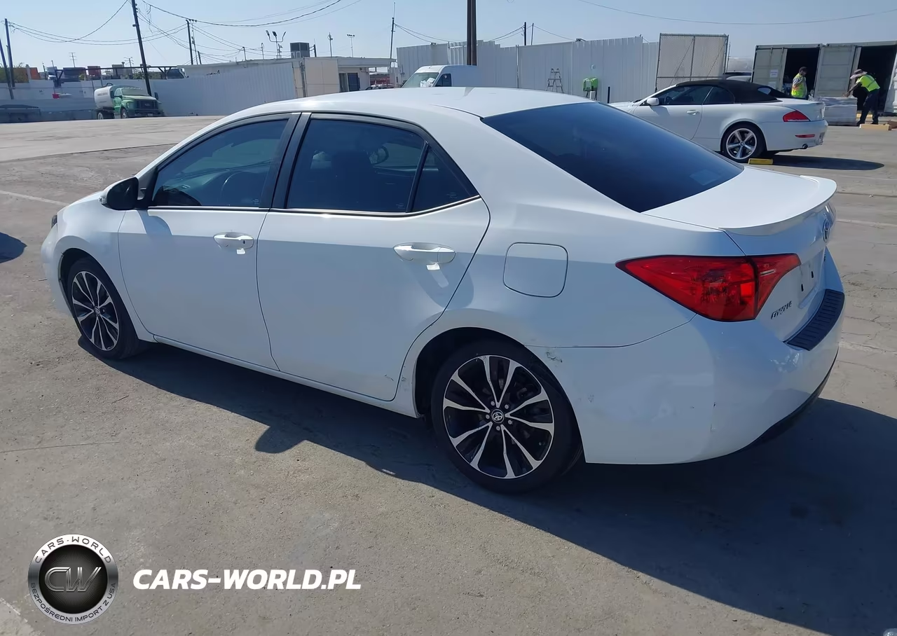2017 Toyota Corolla Se VIN:5YFBURHE0HP722586 - 3