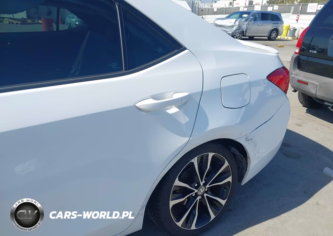 2017 Toyota Corolla Se VIN:5YFBURHE0HP722586 - 6