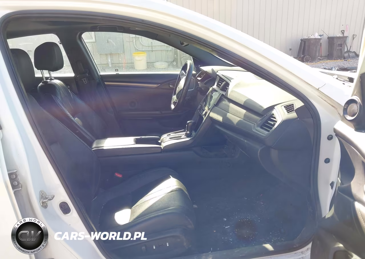 2017 Honda Civic Sport Touring VIN:SHHFK7H97HU232994 - 5