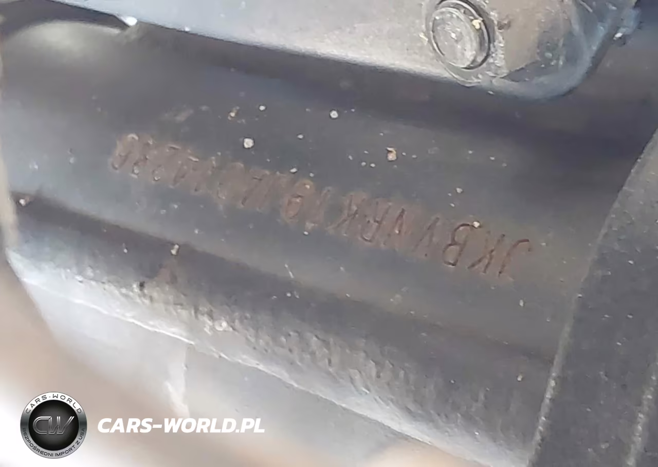 2018 Kawasaki Vn1700 K VIN:JKBVNRK19JA014286 - 10