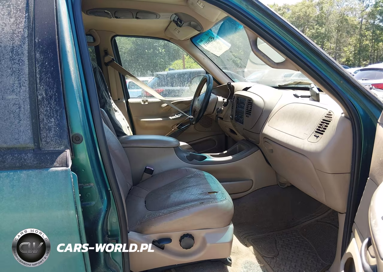 1997 Ford Expedition Eddie Bauer-Xlt VIN:1FMFU18L5VLC00778 - 5