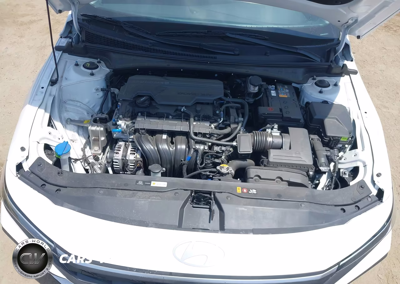 2025 Hyundai Elantra Se VIN:KMHLL4DG9SU932837 - 10