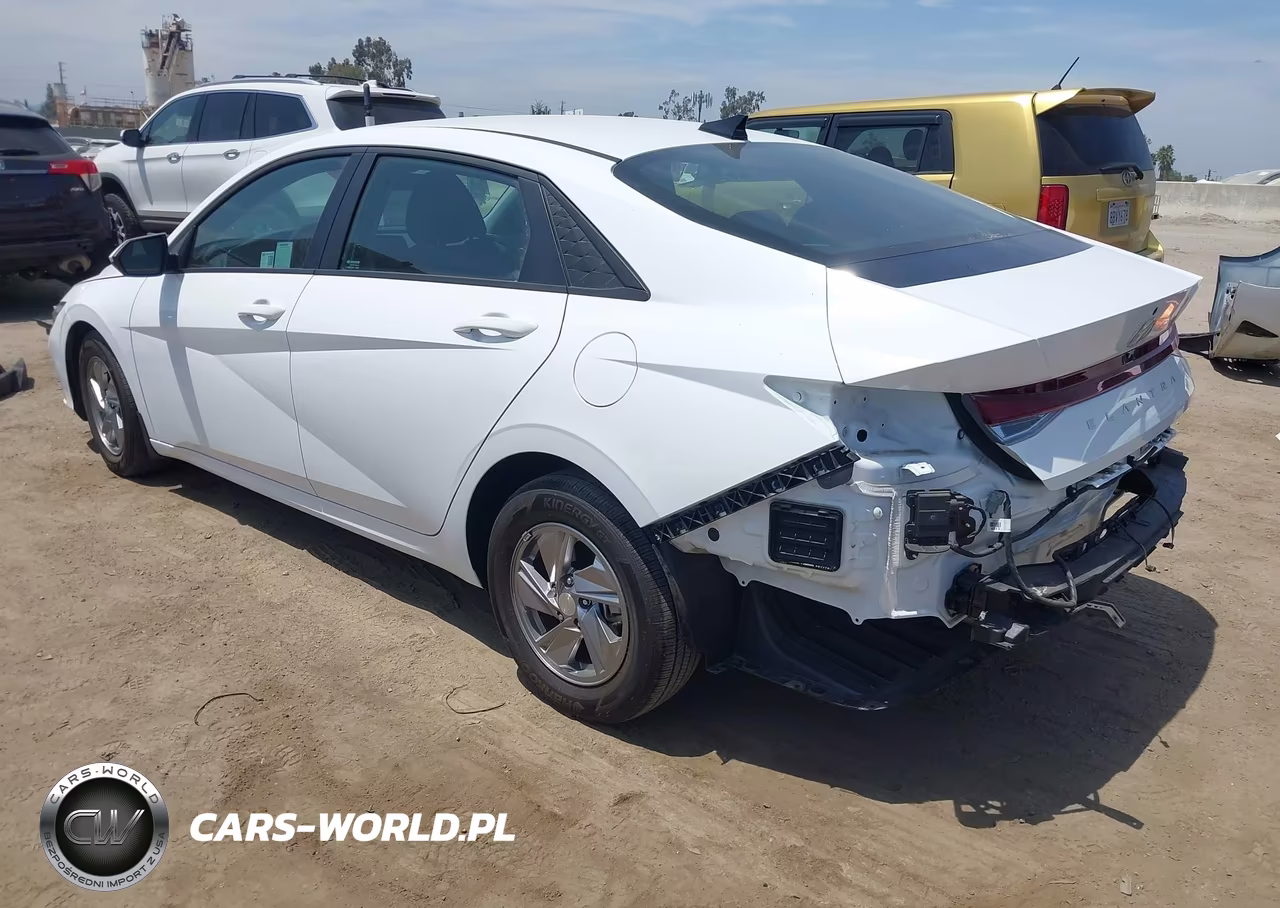 2025 Hyundai Elantra Se VIN:KMHLL4DG9SU932837 - 3