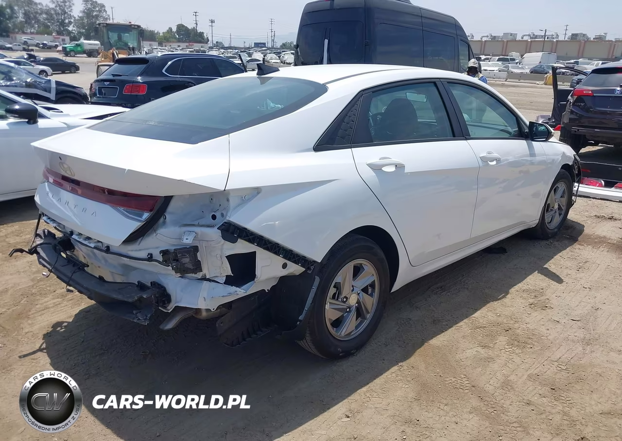 2025 Hyundai Elantra Se VIN:KMHLL4DG9SU932837 - 4