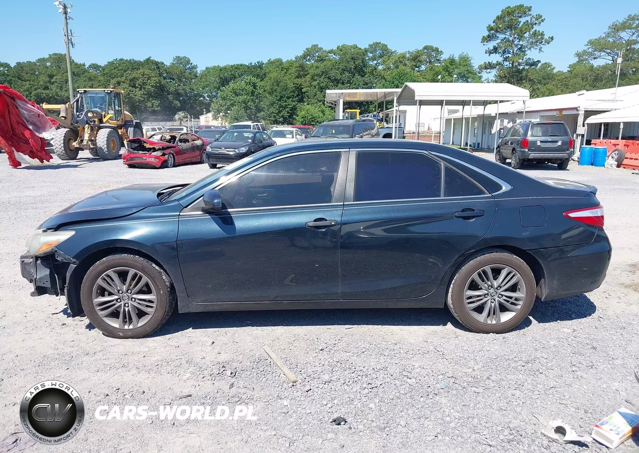 2016 Toyota Camry Se VIN:4T1BF1FK7GU558951 - 15