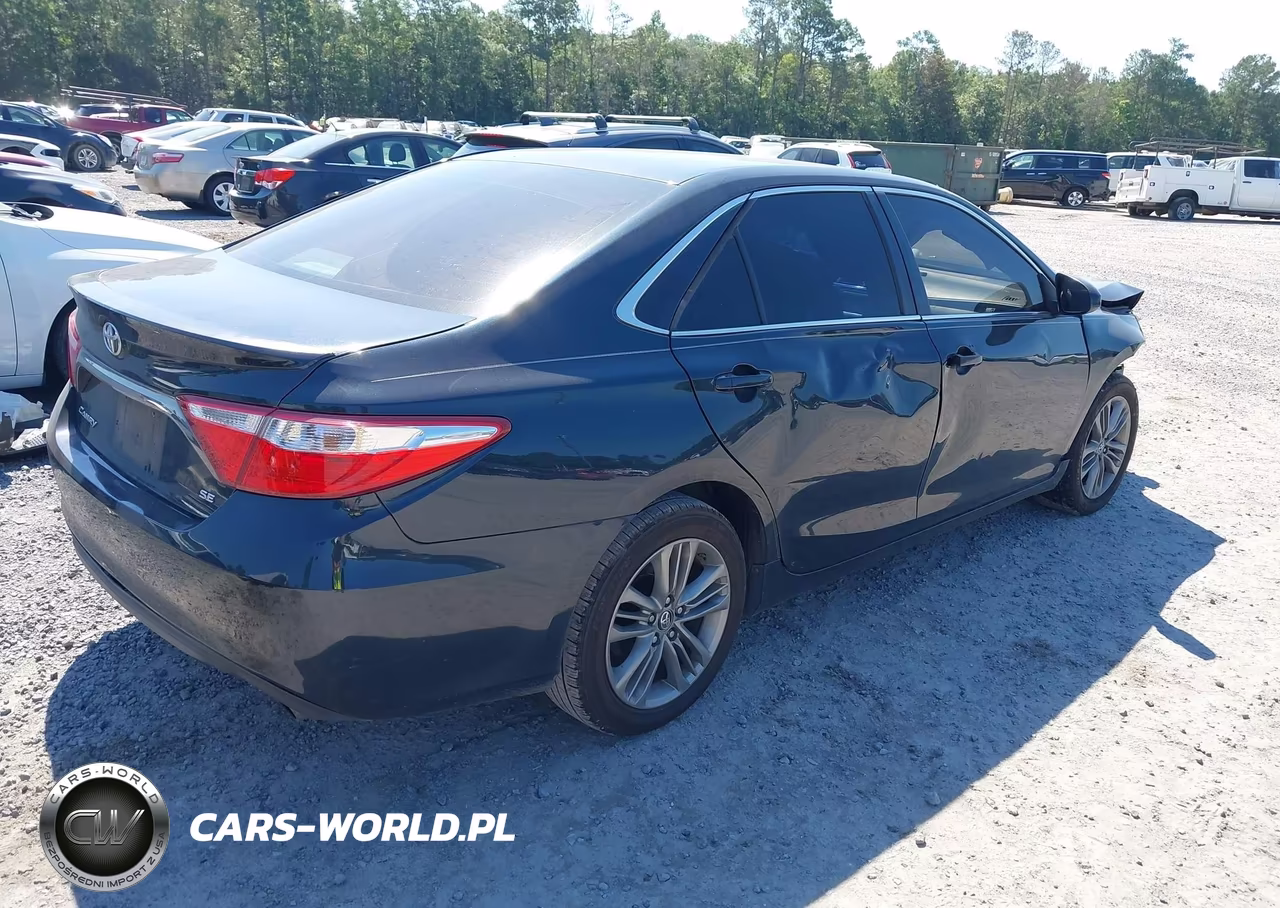 2016 Toyota Camry Se VIN:4T1BF1FK7GU558951 - 4