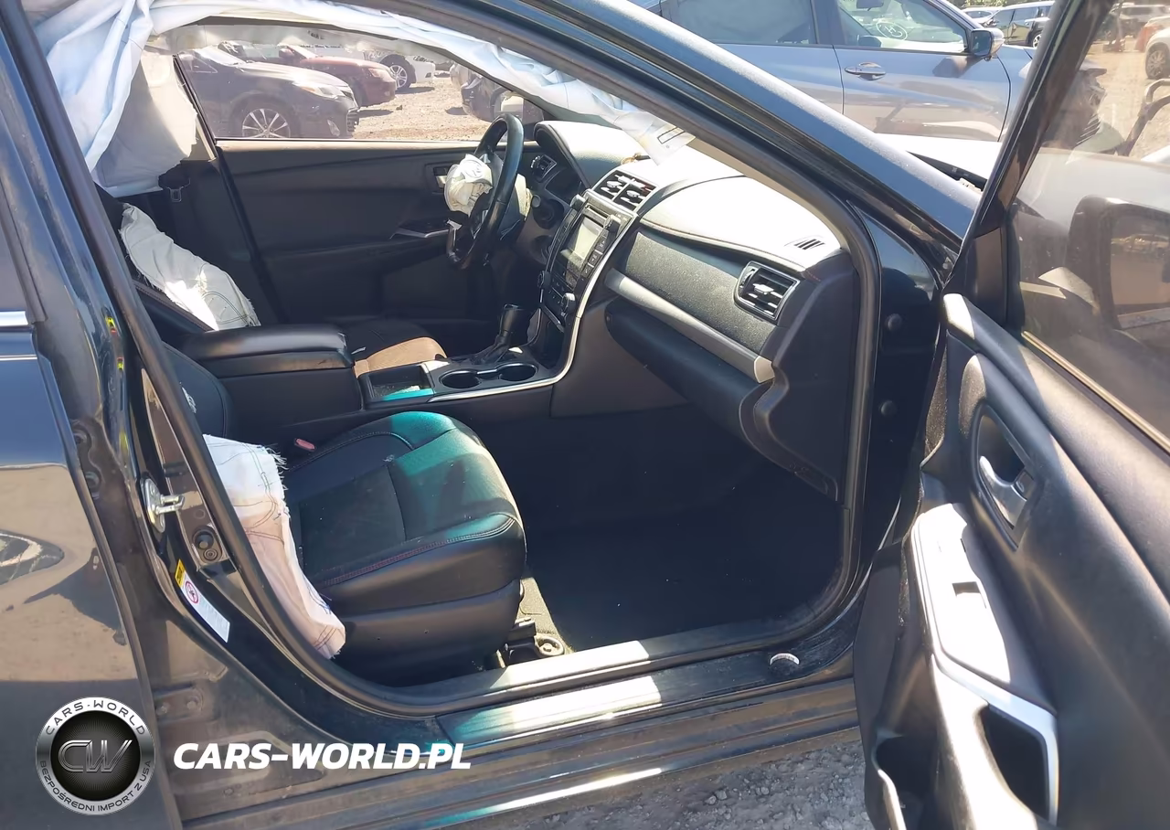 2016 Toyota Camry Se VIN:4T1BF1FK7GU558951 - 5