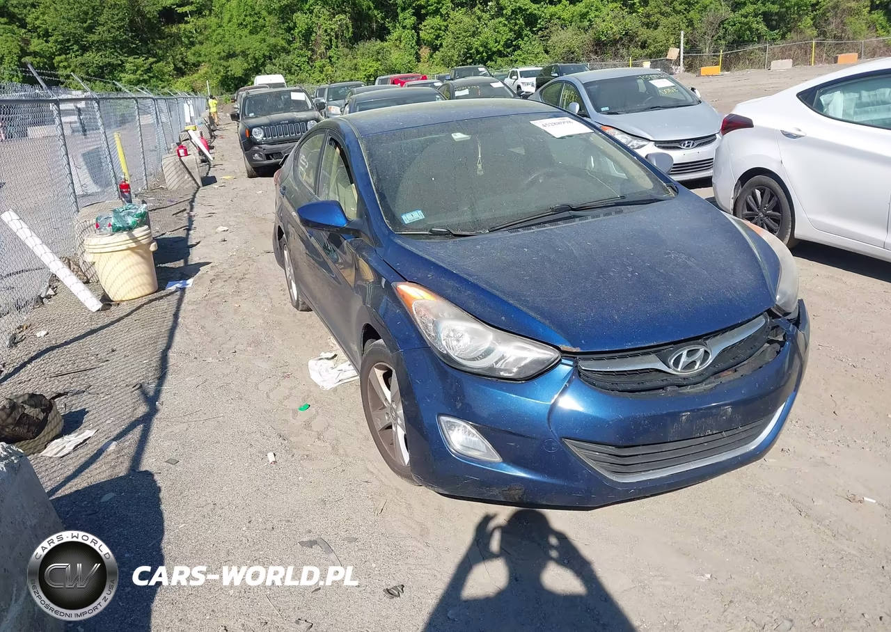 2013 Hyundai Elantra Gls