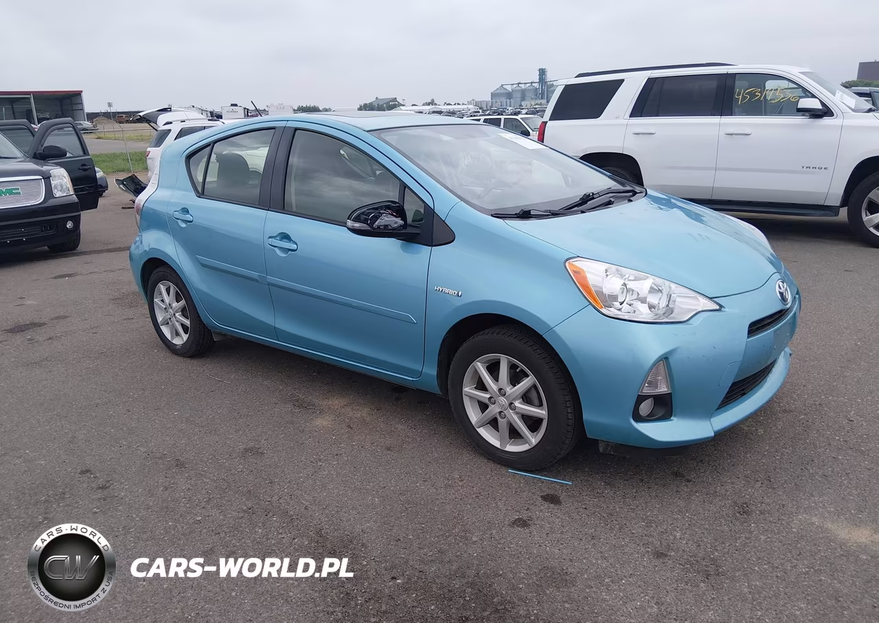 2013 Toyota Prius C Four – zdjęcie 1 z 17